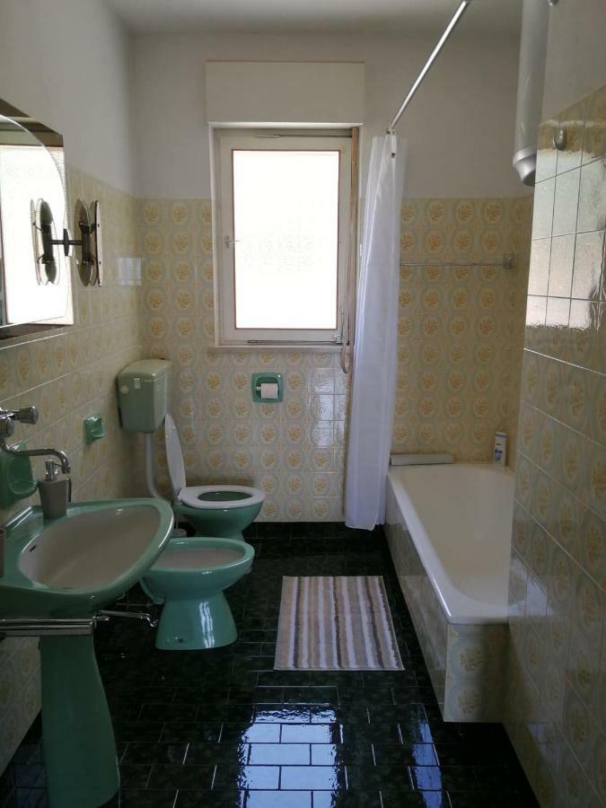 Apartman Buky Apartment Матули Екстериор снимка